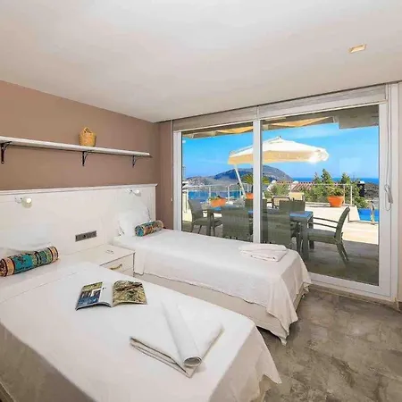 Rent Your Own Luxury With 2 Bedrooms Antalya 1050 Willa